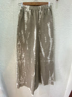 GRAY IKAT