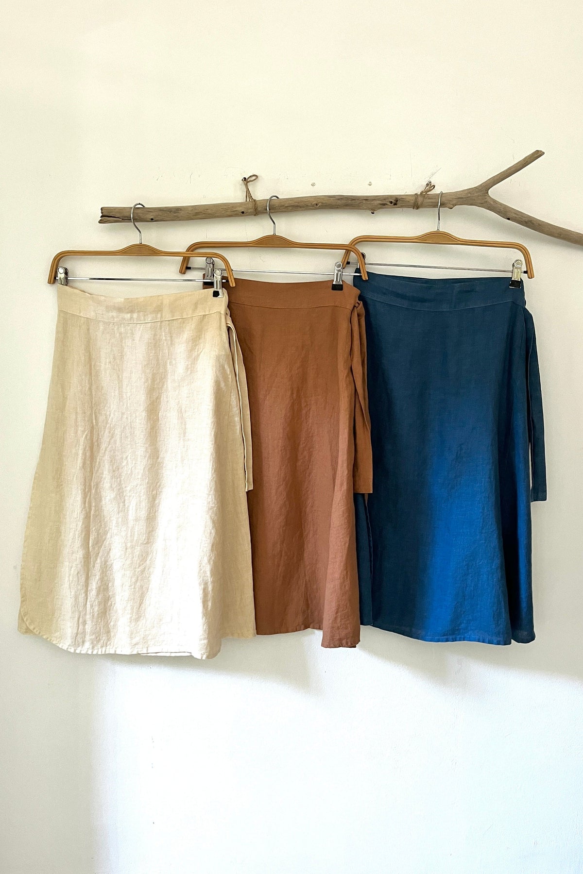 Linen wrap skirt indigo/cream yellow/terracotta